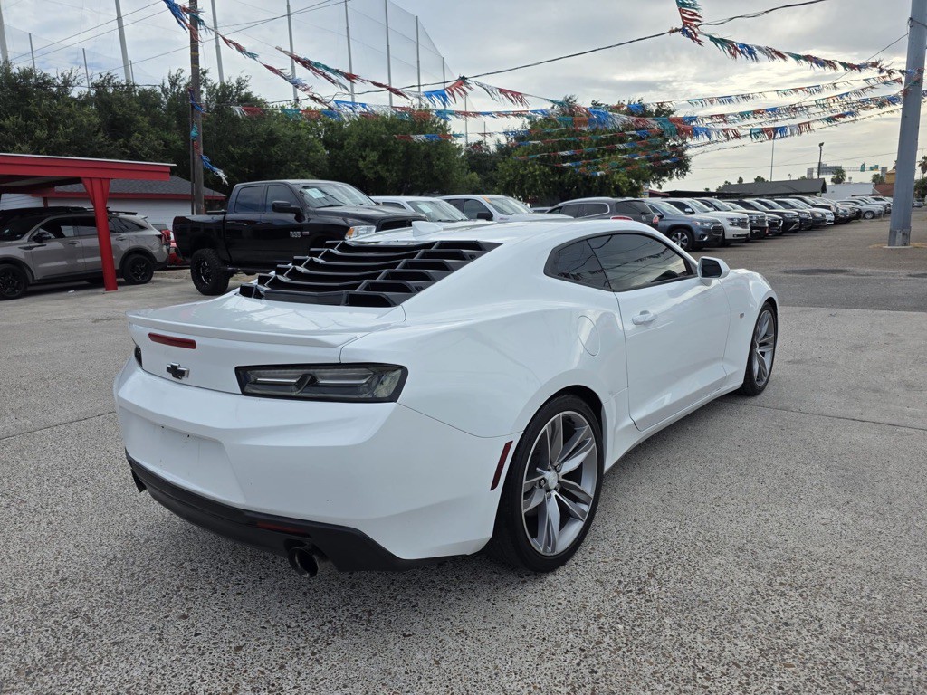 2017 Chevrolet Camaro Image 6