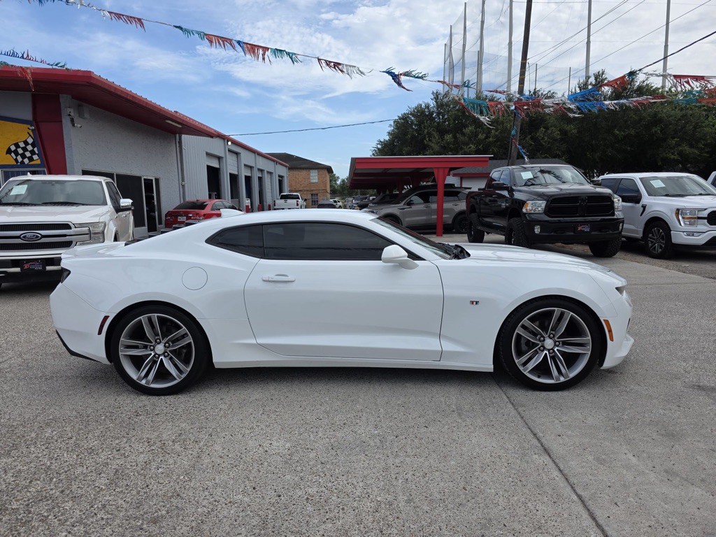 2017 Chevrolet Camaro Image 15