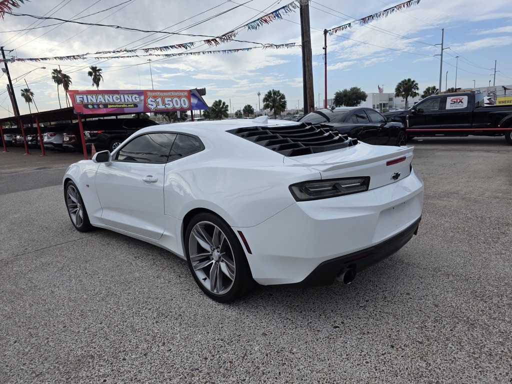 2017 Chevrolet Camaro Image 17