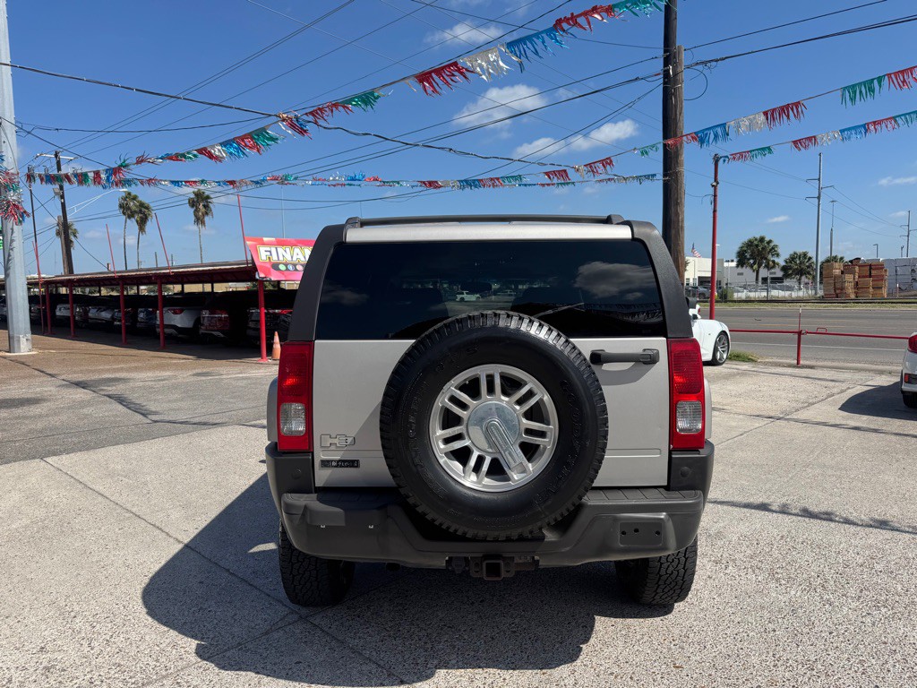 2006 HUMMER H3 Image 8