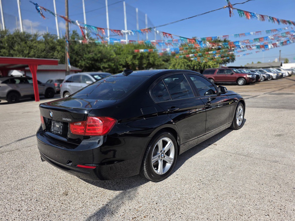 2015 BMW 3 Series Image 6