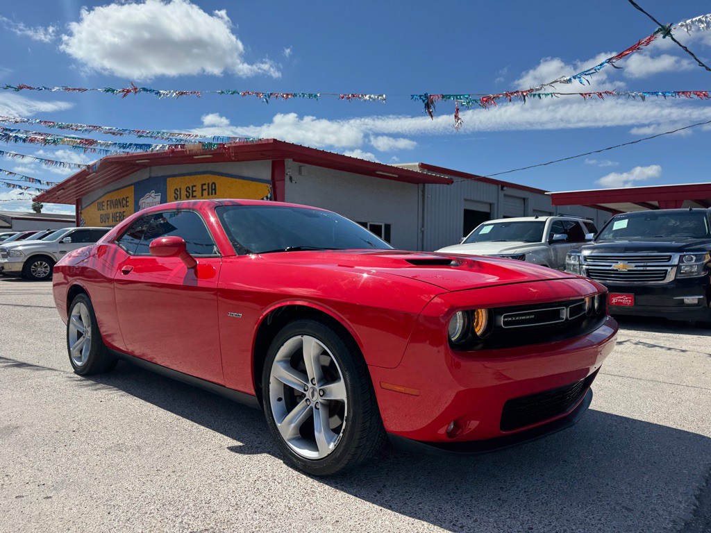 2017 Dodge Challenger Image 6