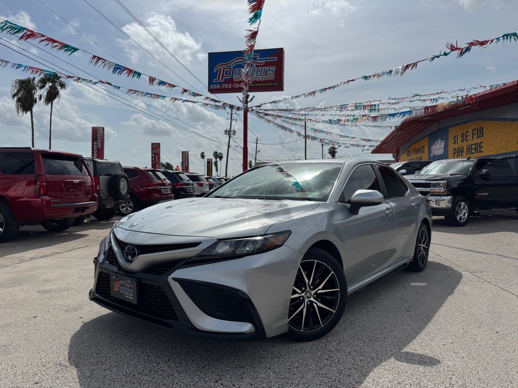 2021 Toyota Camry Image 1