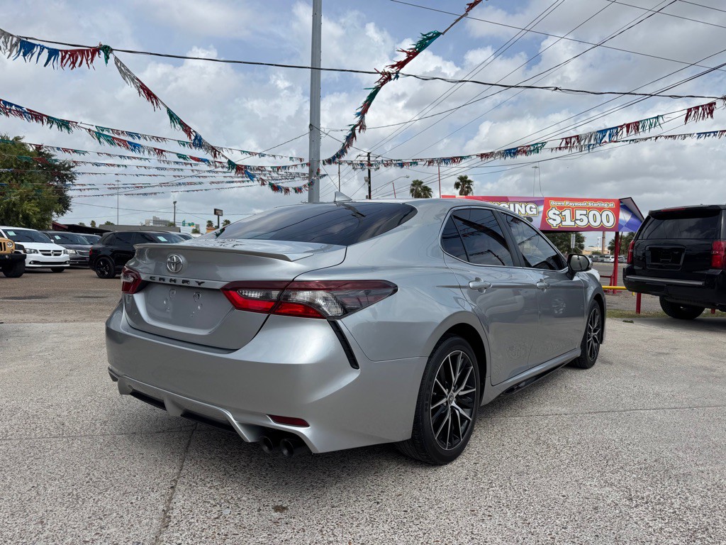 2021 Toyota Camry Image 4