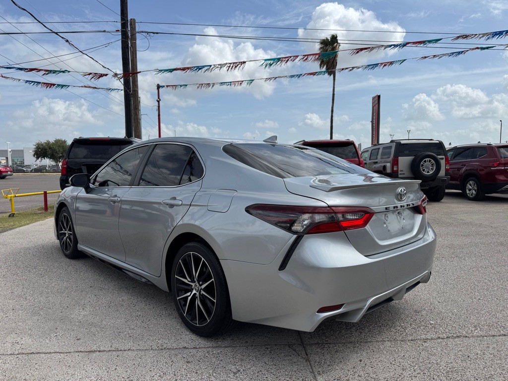 2021 Toyota Camry Image 5