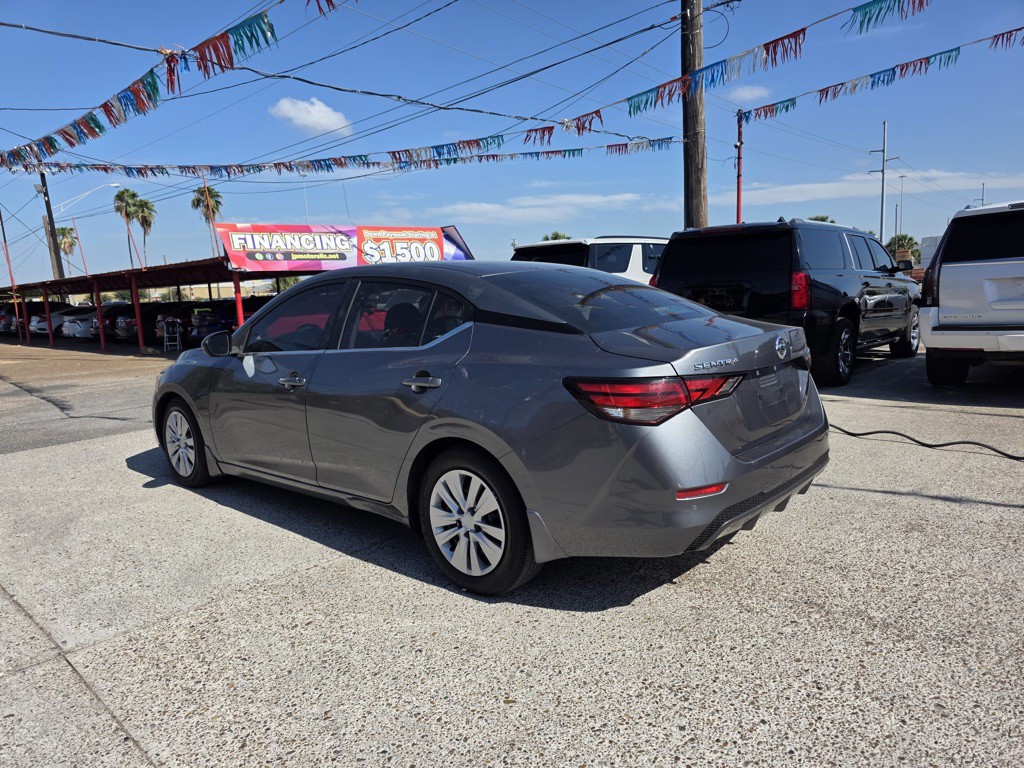 2021 Nissan Sentra Image 4