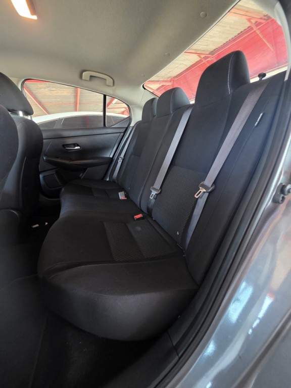 2021 Nissan Sentra Image 10