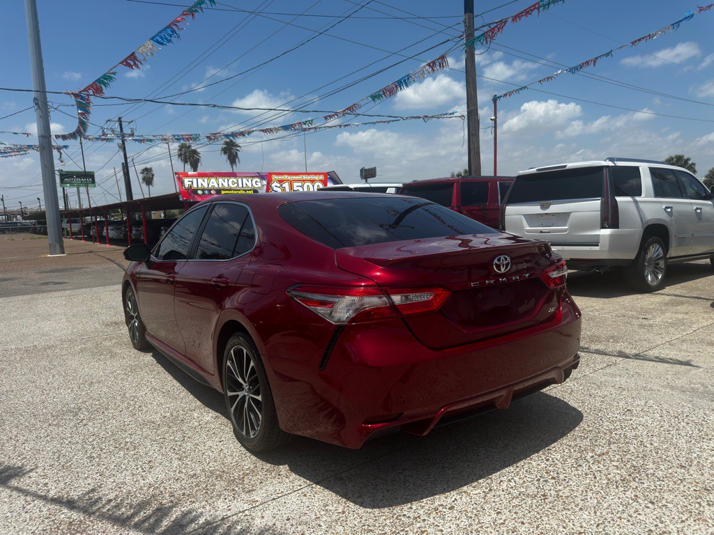 2018 Toyota Camry Image 4