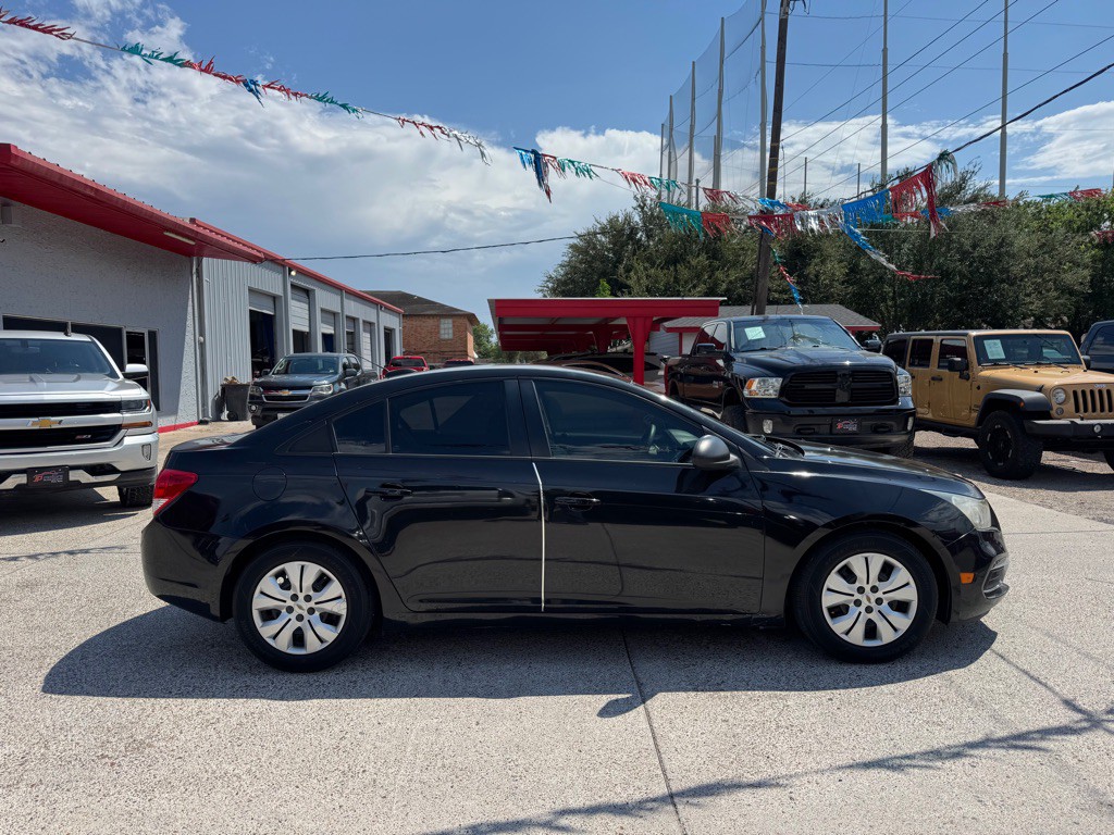 2015 Chevrolet Cruze Image 3