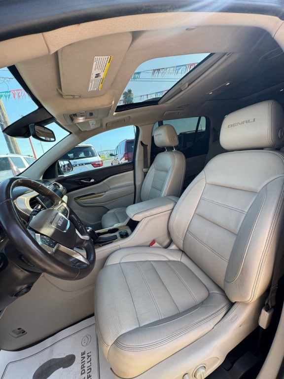 2019 GMC Acadia Image 9