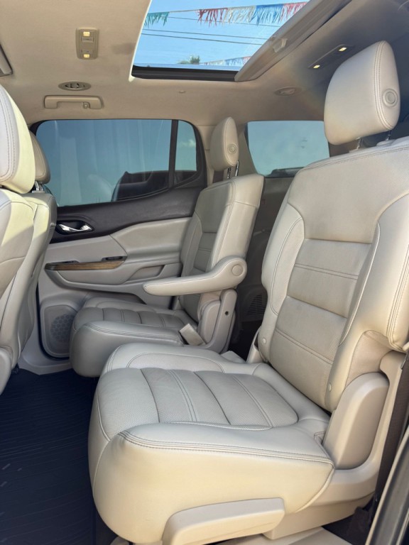 2019 GMC Acadia Image 10