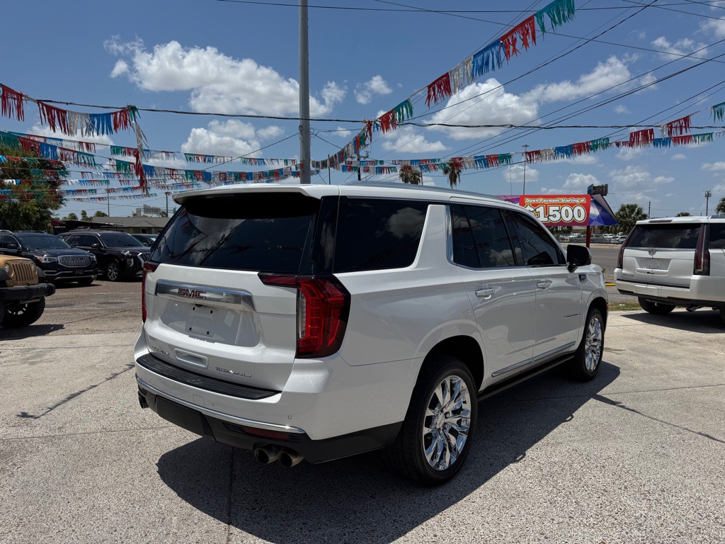2022 GMC Yukon Image 4
