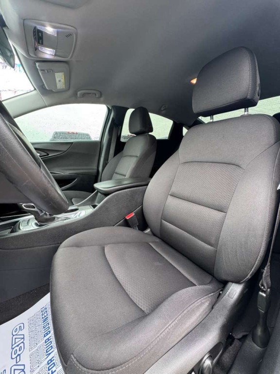 2021 Chevrolet Malibu Image 9
