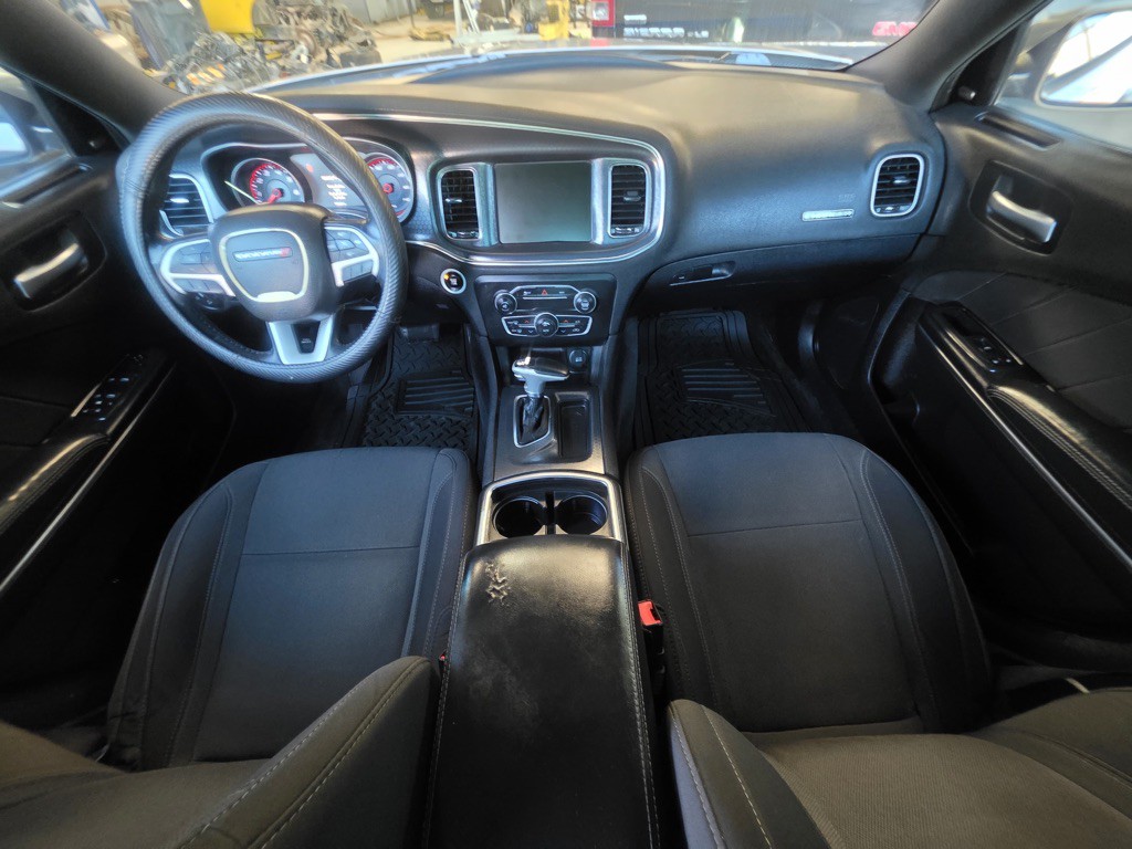 2015 Dodge Charger Image 8