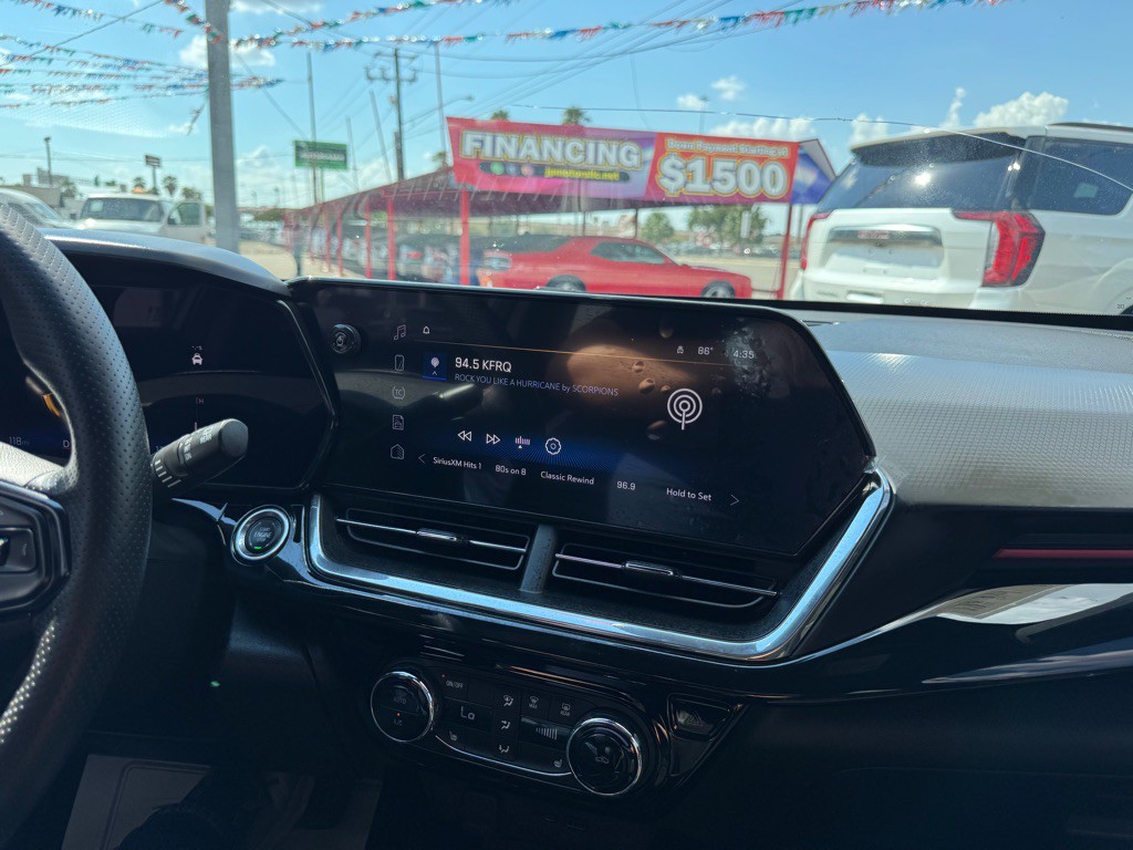 2025 Chevrolet Trax Image 12