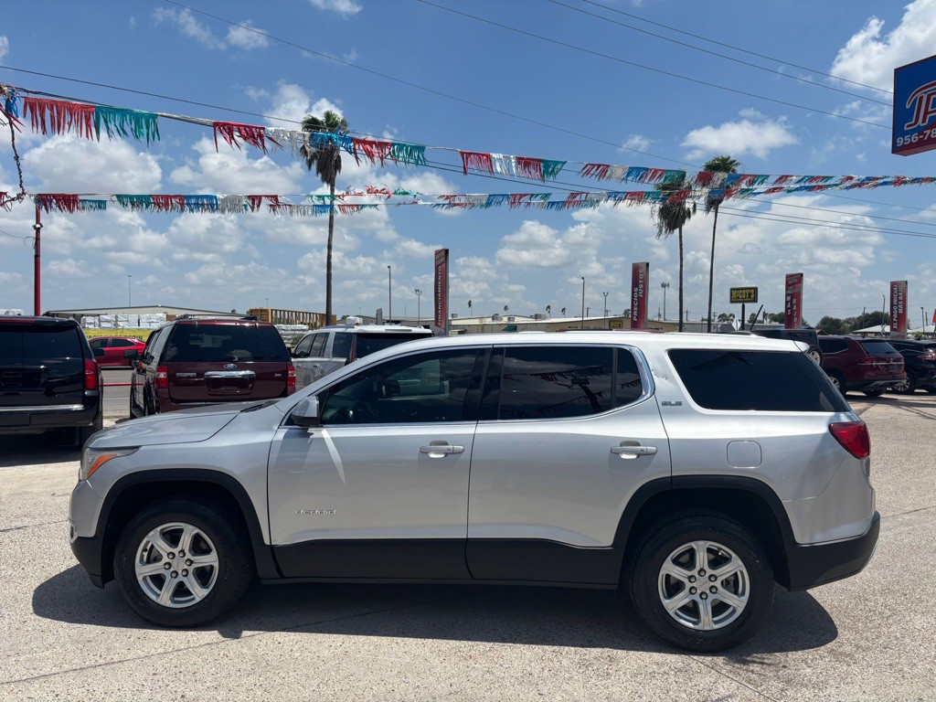 2019 GMC Acadia Image 2
