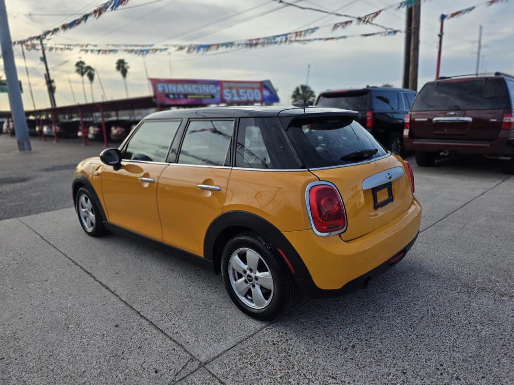 2015 MINI Cooper Image 6