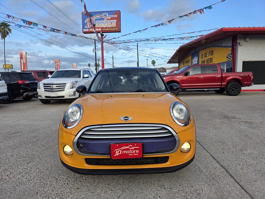 2015 MINI Cooper Image 7