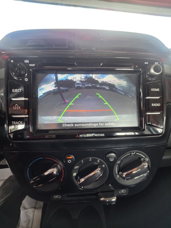 2019 Mitsubishi Mirage Image 12