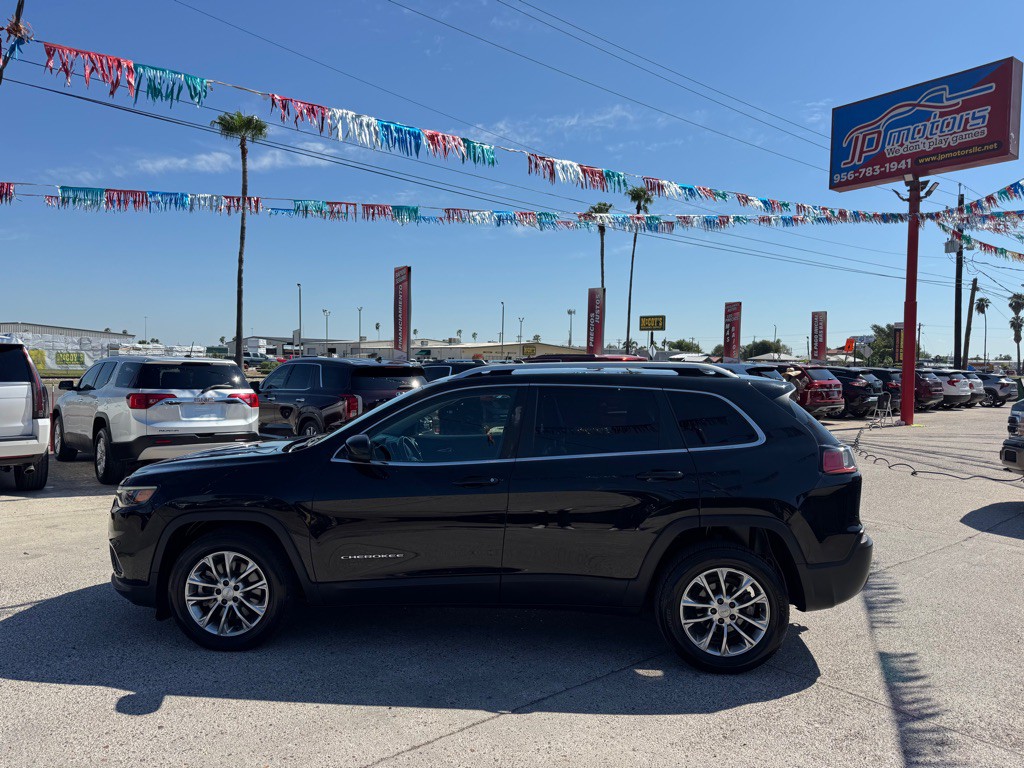 2019 Jeep Cherokee Image 2