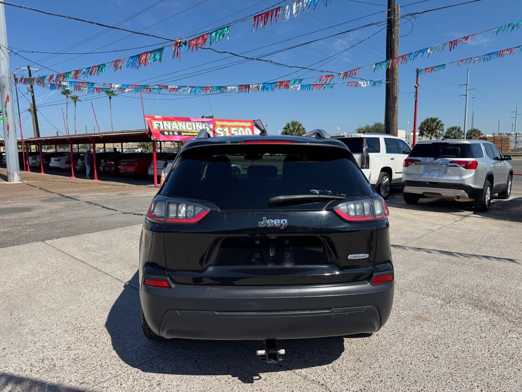 2019 Jeep Cherokee Image 9