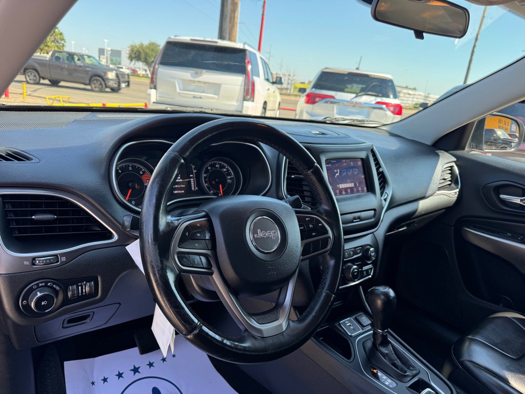 2019 Jeep Cherokee Image 10