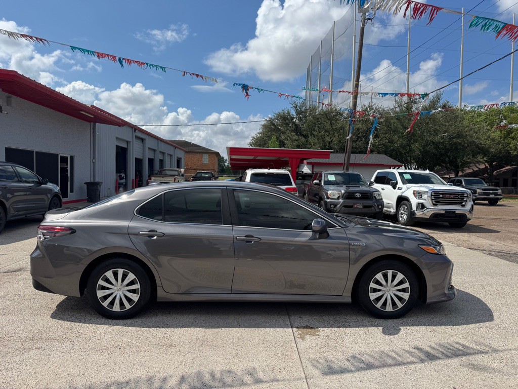 2021 Toyota Camry Image 3