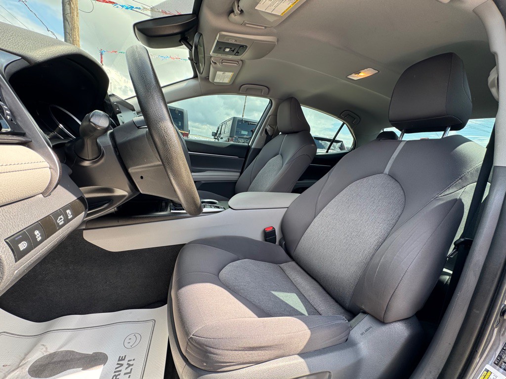 2021 Toyota Camry Image 10