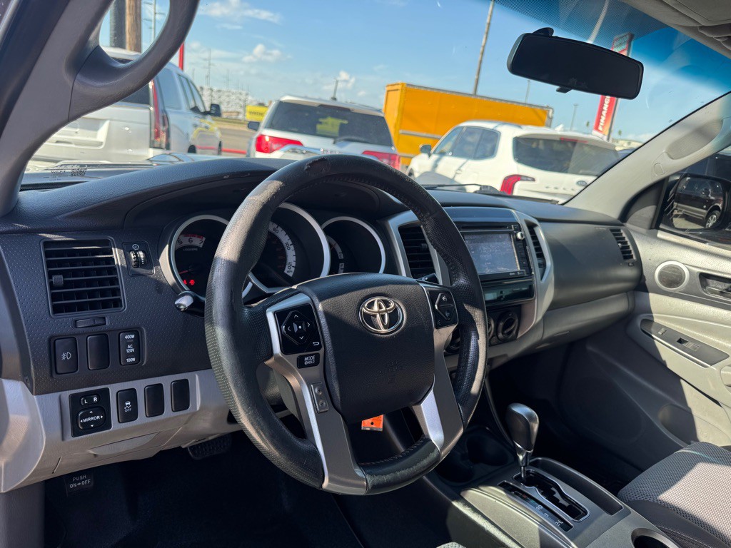 2014 Toyota Tacoma Image 9