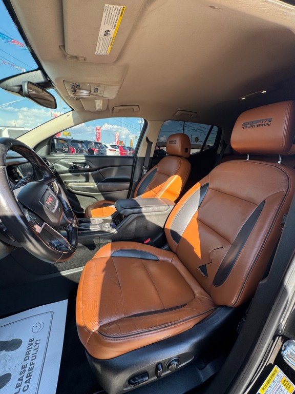 2017 GMC Acadia Image 9