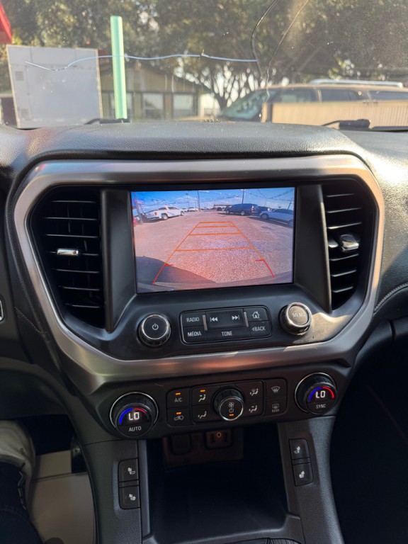 2017 GMC Acadia Image 13