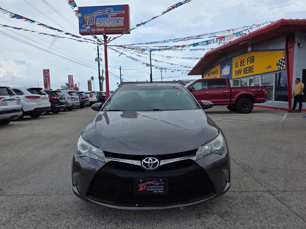 2015 Toyota Camry Image 7