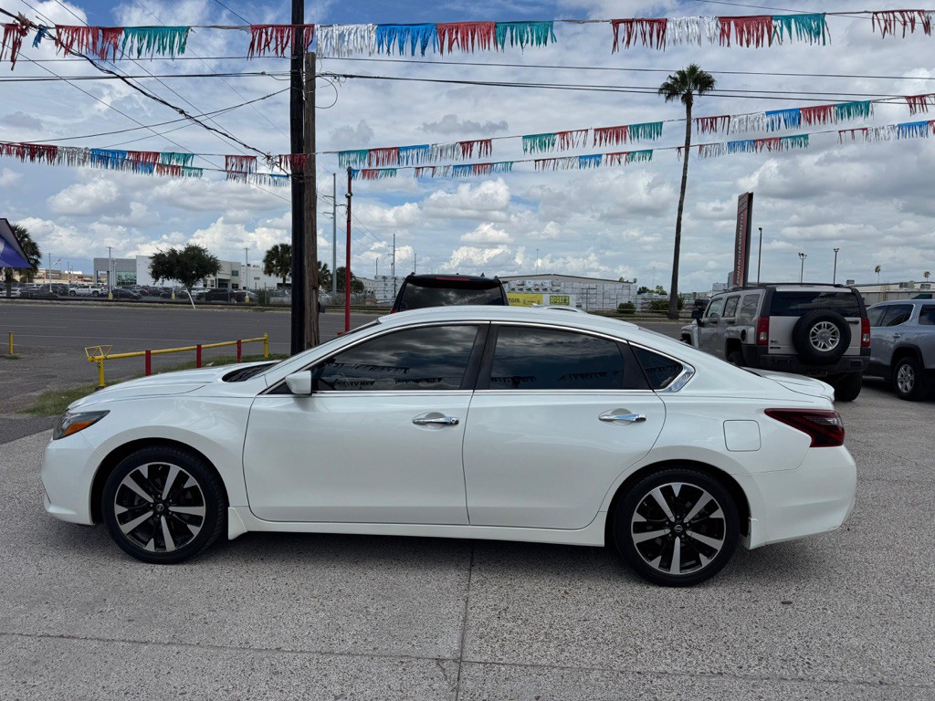 2018 Nissan Altima Image 2