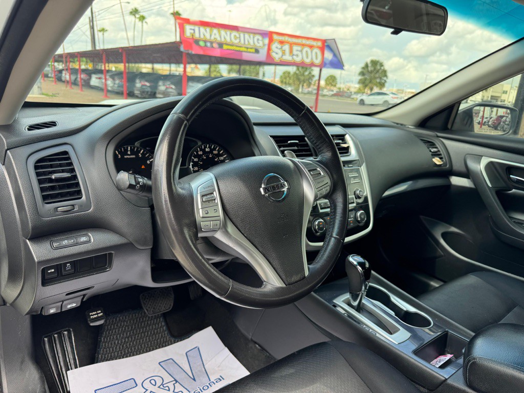 2018 Nissan Altima Image 11