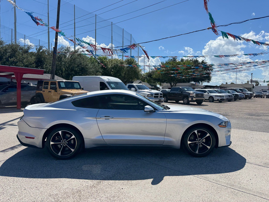 2018 Ford Mustang Image 3