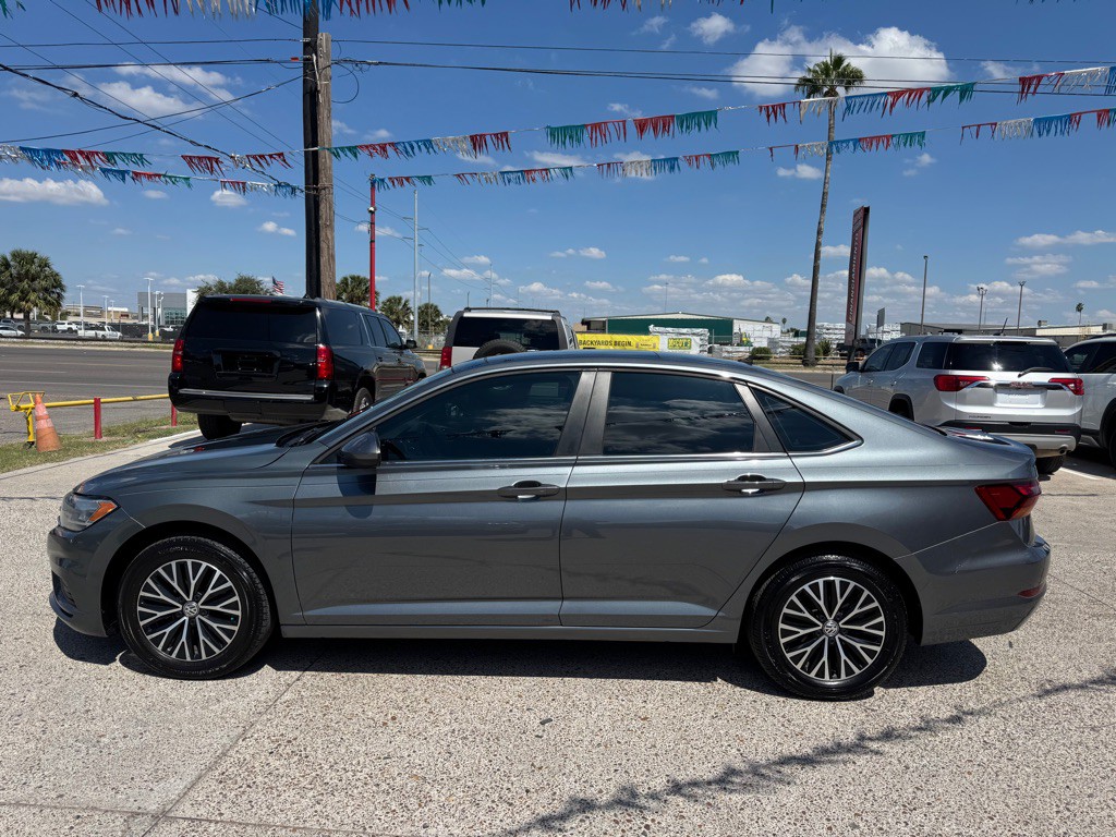 2019 Volkswagen Jetta Image 2