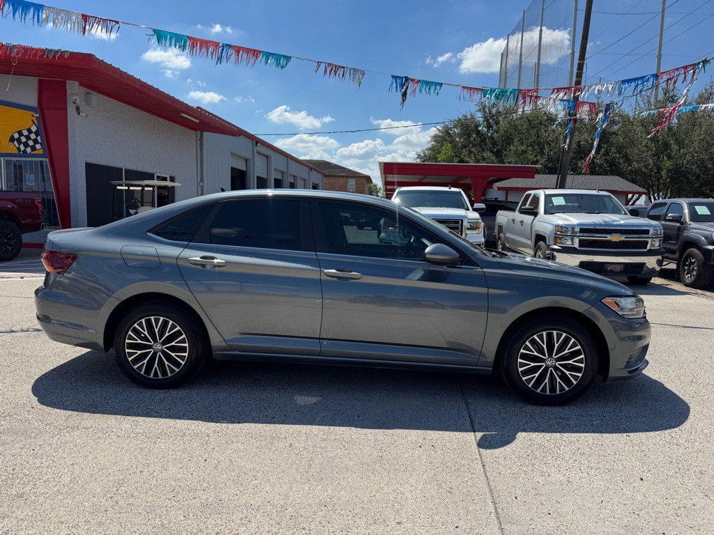 2019 Volkswagen Jetta Image 3