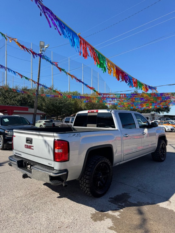2015 GMC Sierra Image 4