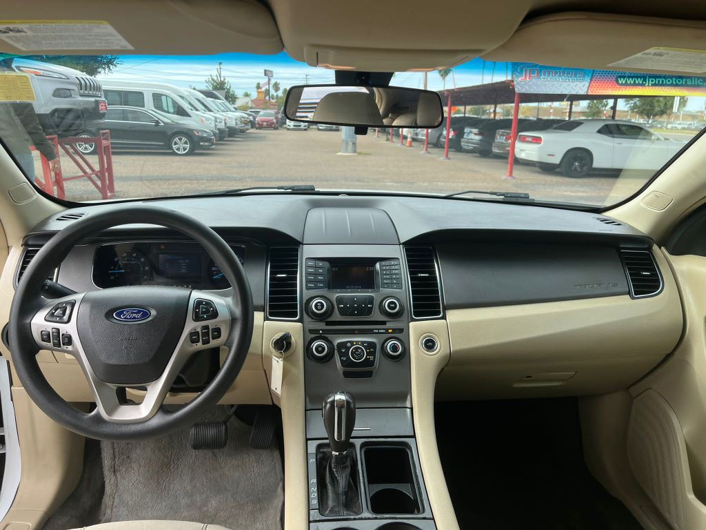 2014 Ford Taurus Image 11