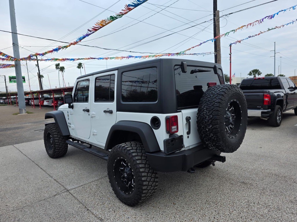 2017 Jeep Wrangler Unlimited Image 4