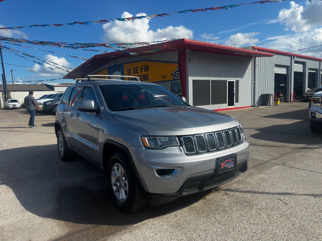 2018 Jeep Grand Cherokee Image 3