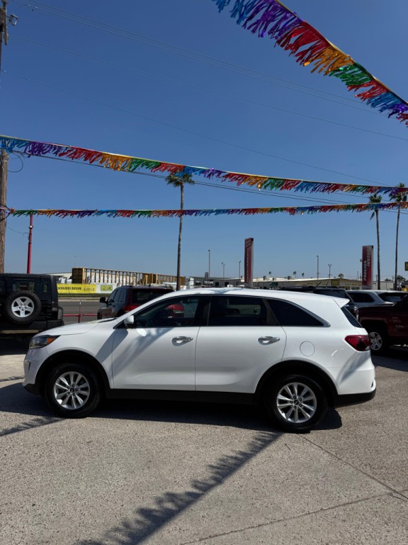 2019 Kia Sorento Image 2