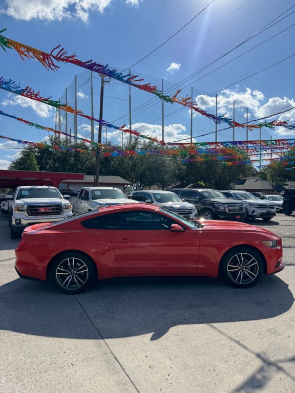 2015 Ford Mustang Image 4