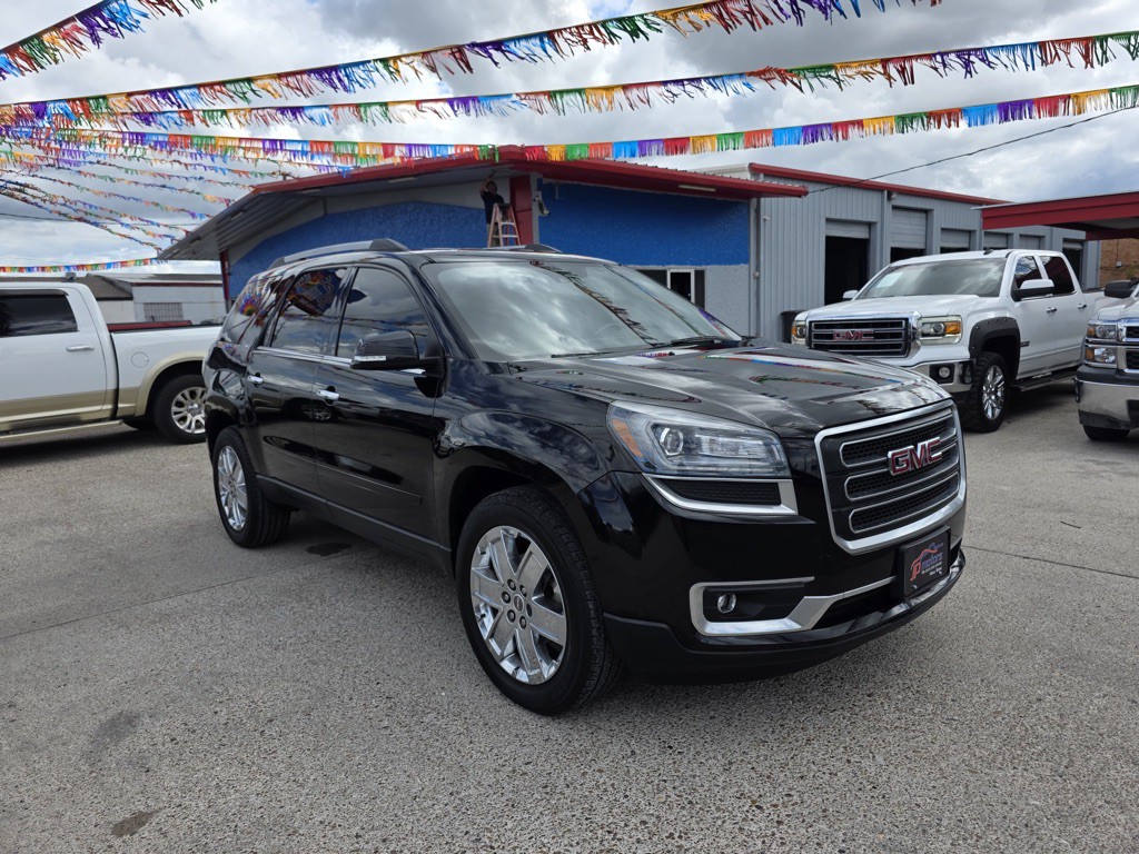 2017 GMC Acadia Image 3