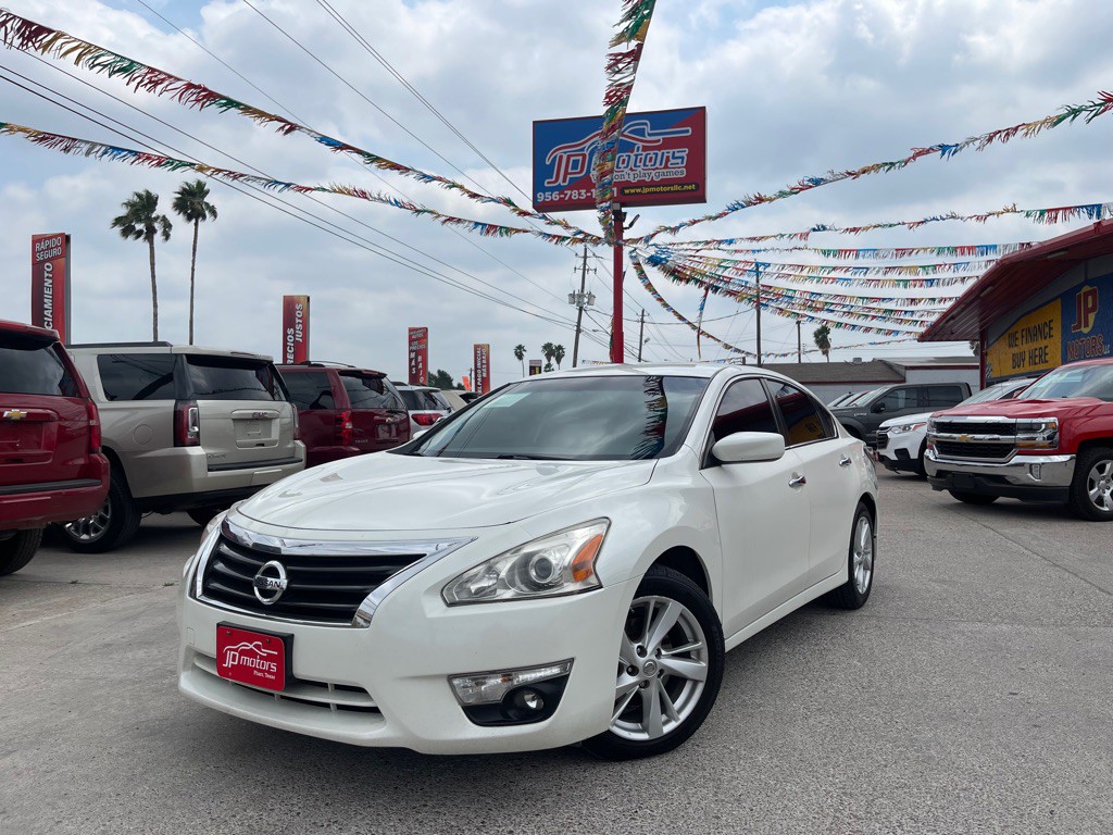 2015 Nissan Altima Image 1