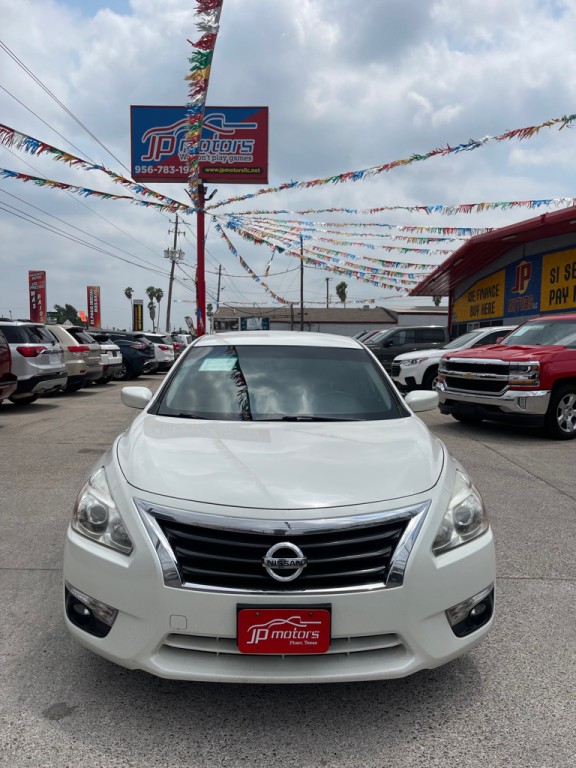 2015 Nissan Altima Image 7