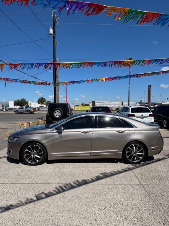 2019 Lincoln MKZ Image 2