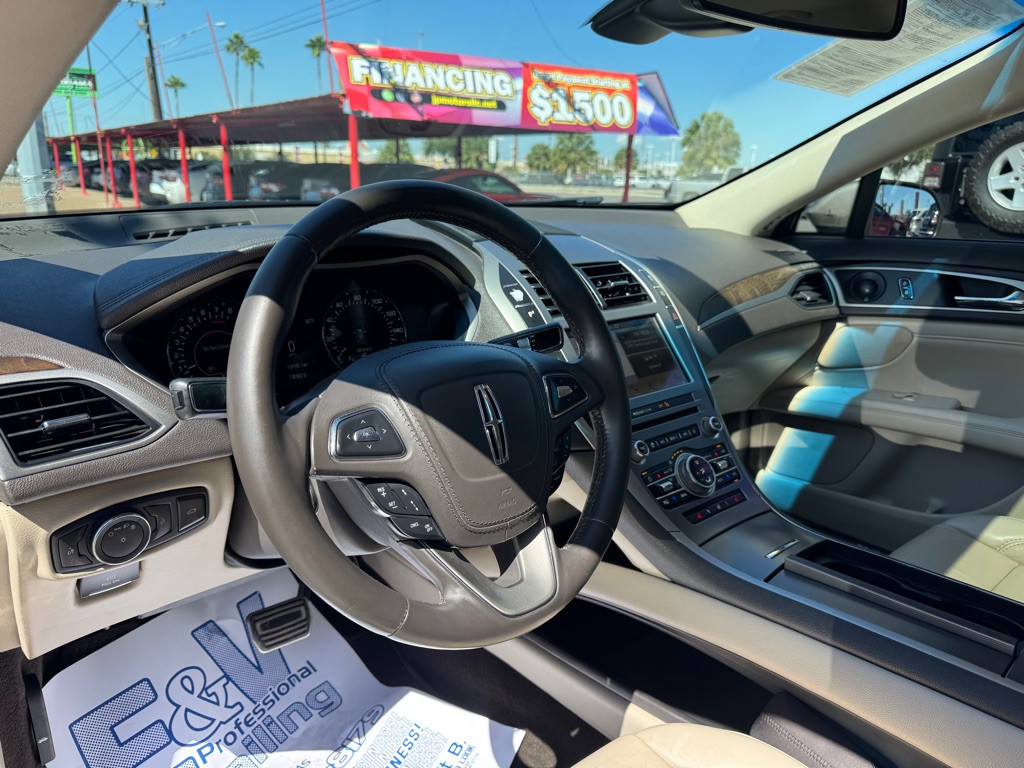 2019 Lincoln MKZ Image 9
