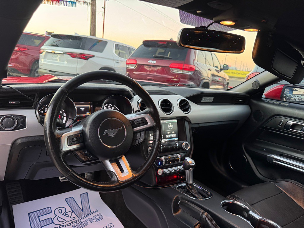 2015 Ford Mustang Image 9