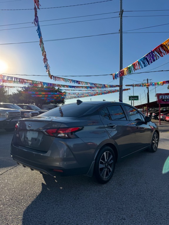 2020 Nissan Versa Image 5